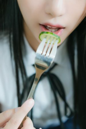 蜜芽国产尤物av尤物在线看_1080P高清迅雷在线观看
