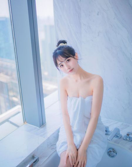新版天堂资源中文8在线_DVD高清迅雷在线观看