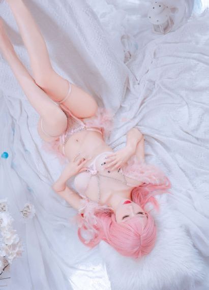 亚洲精品菠萝久久久久久久_BD免费全集观看