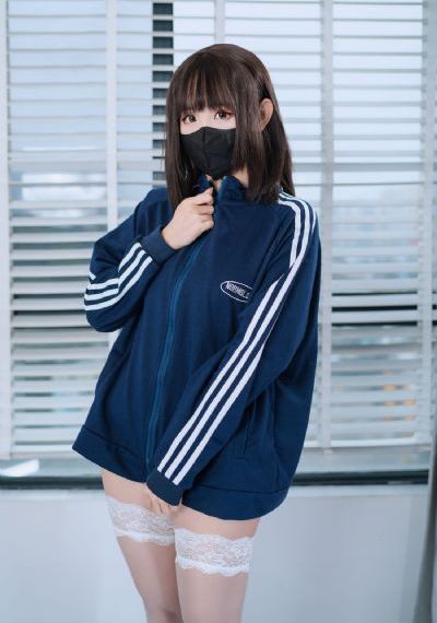 一区二三区好的精华液_1080在线播放